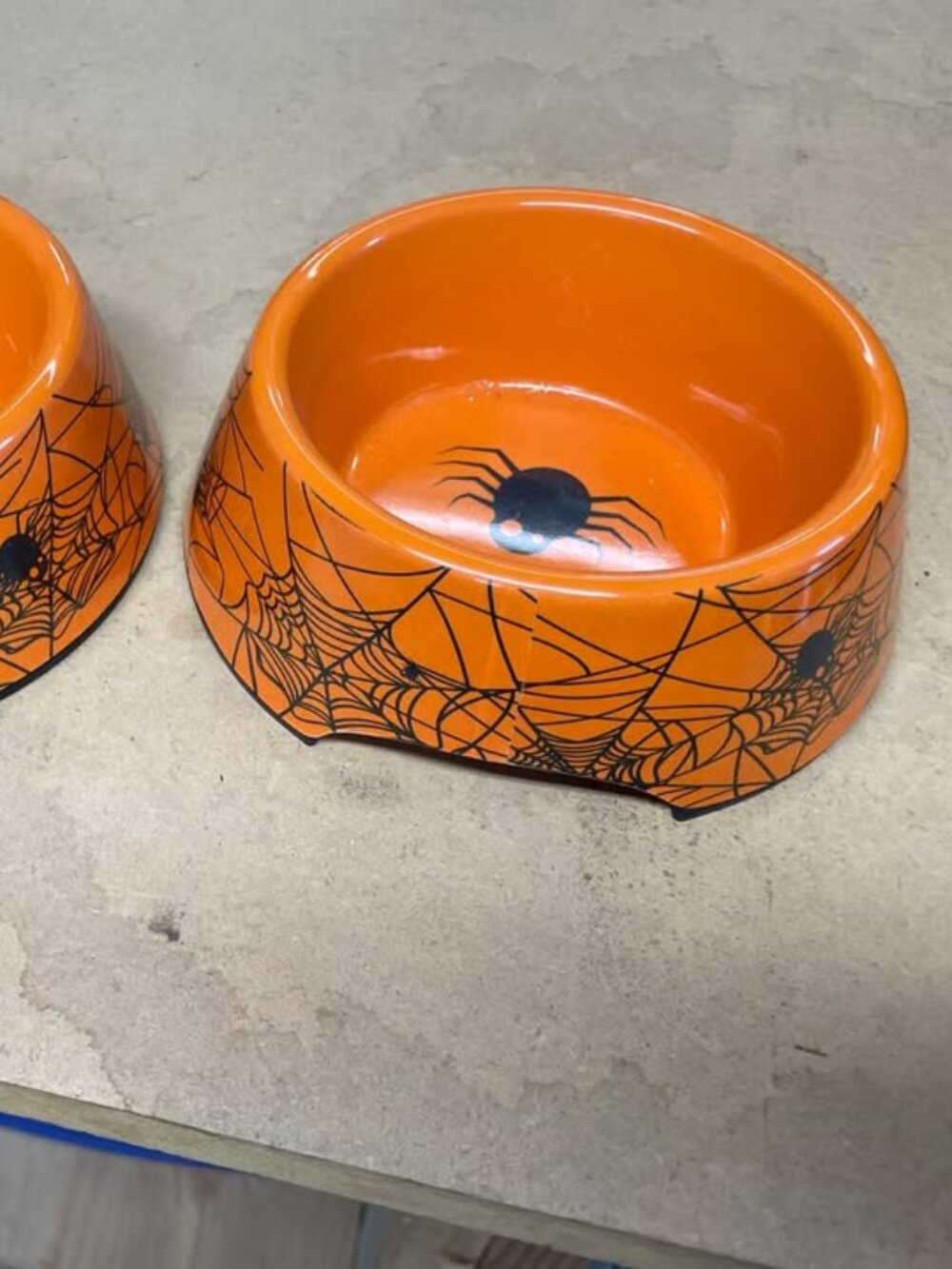 Like New Set of Top Paw Halloween Dog/Cat food bowls